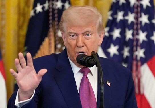 Image for story: Trump vetoes Israeli plan to kill Iran's Ayatollah, citing risk of regional escalation
