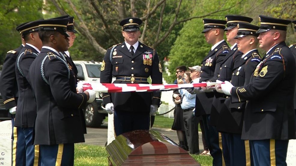Image for story: Long lost veteran laid to rest at Arlington National Cemetery | 7News Salutes