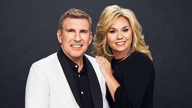 CHRISLEY KNOWS BEST -- Season:4 -- Pictured: (l-r) Todd Chrisley, Julie Chrisley -- (Photo by: Tommy Garcia/USA Network/NBCU Photo Bank/NBCUniversal via Getty Images)
