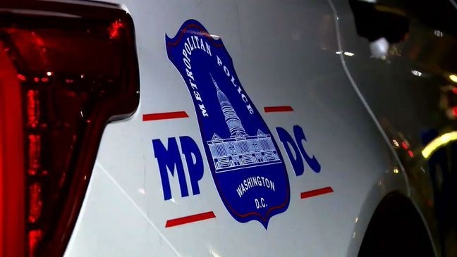 Metropolitan Police Department cruiser. (7News)