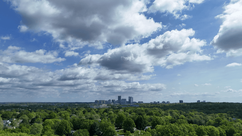 Image for story: DC Weather: Cold front brings clouds, shower chances Tuesday with highs in the 80s