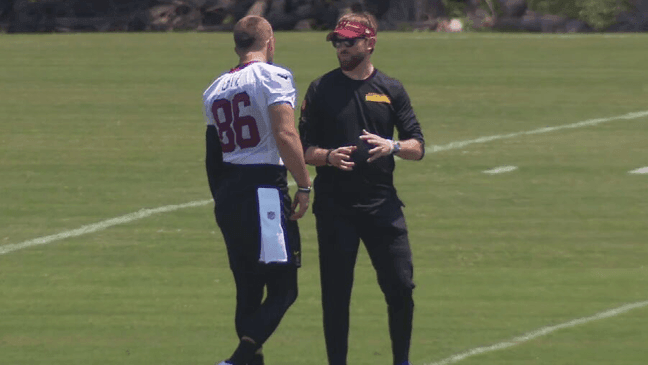 Commanders' assistant coaches in action during practice (7News){p}{/p}